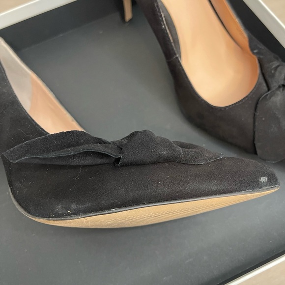 Sole Society Black suede heels with bow detail - Picture 4 of 10